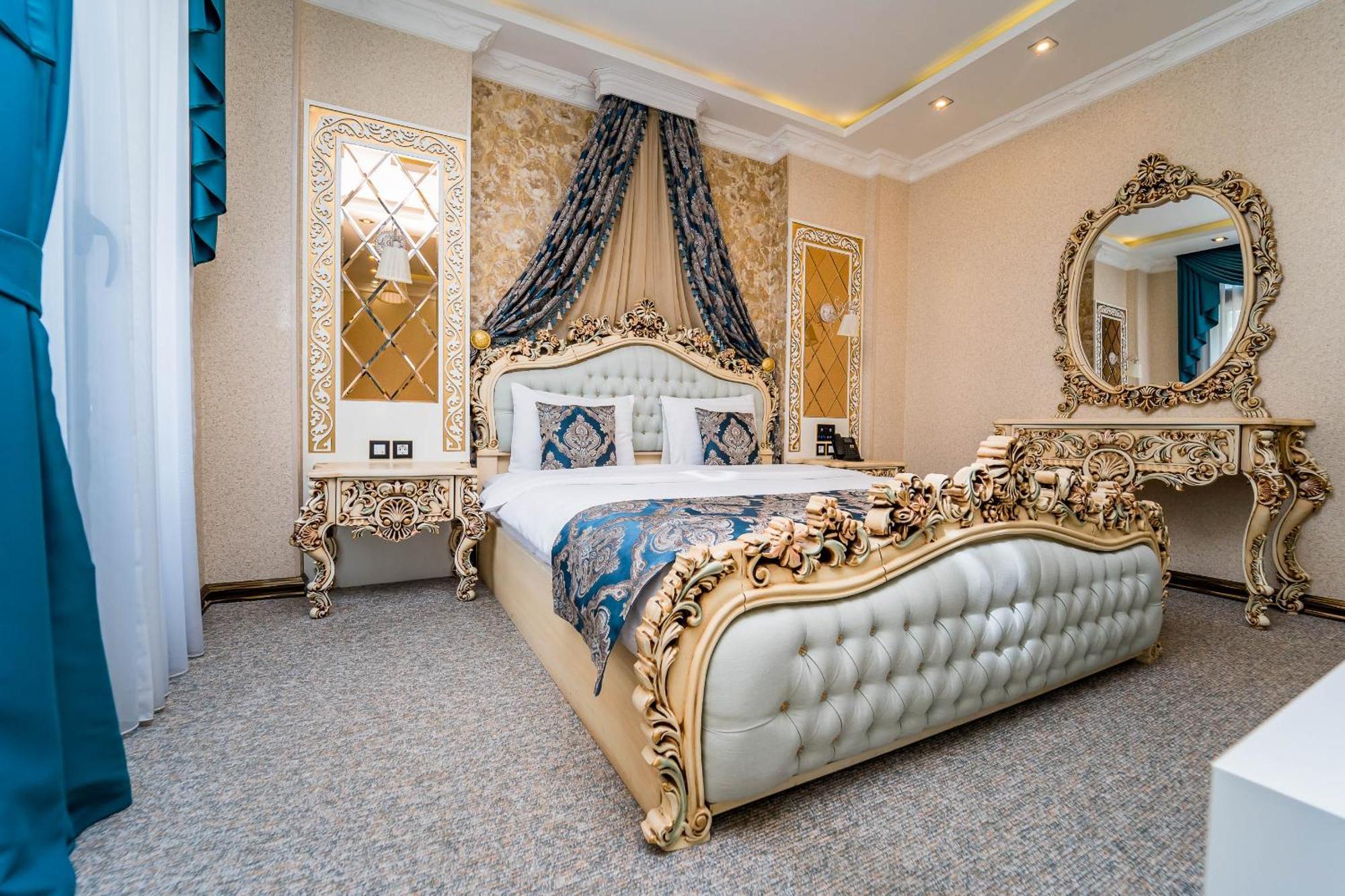 Hotel Aqua Freedom Tbilisi Esterno foto