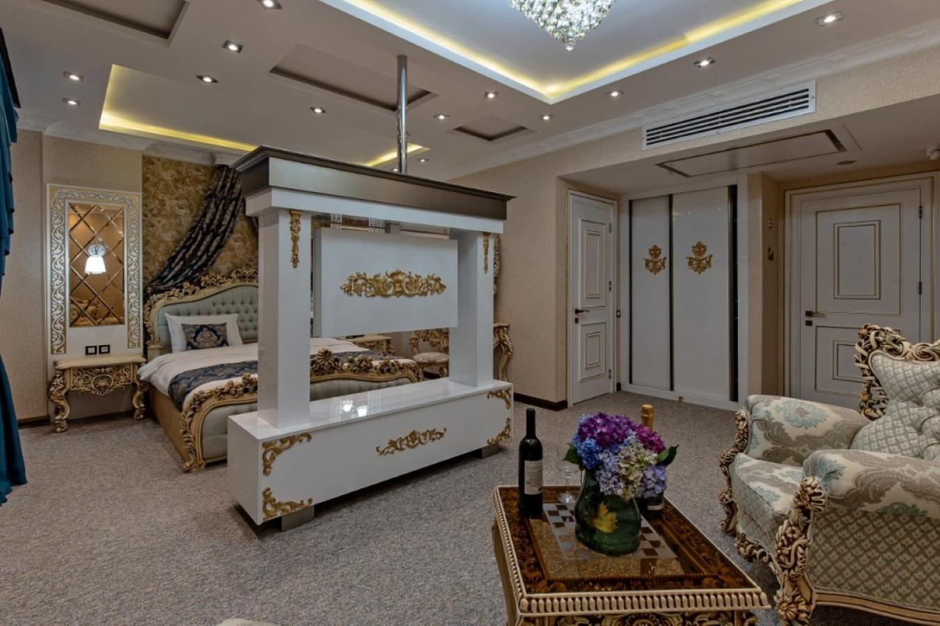 Hotel Aqua Freedom Tbilisi Esterno foto