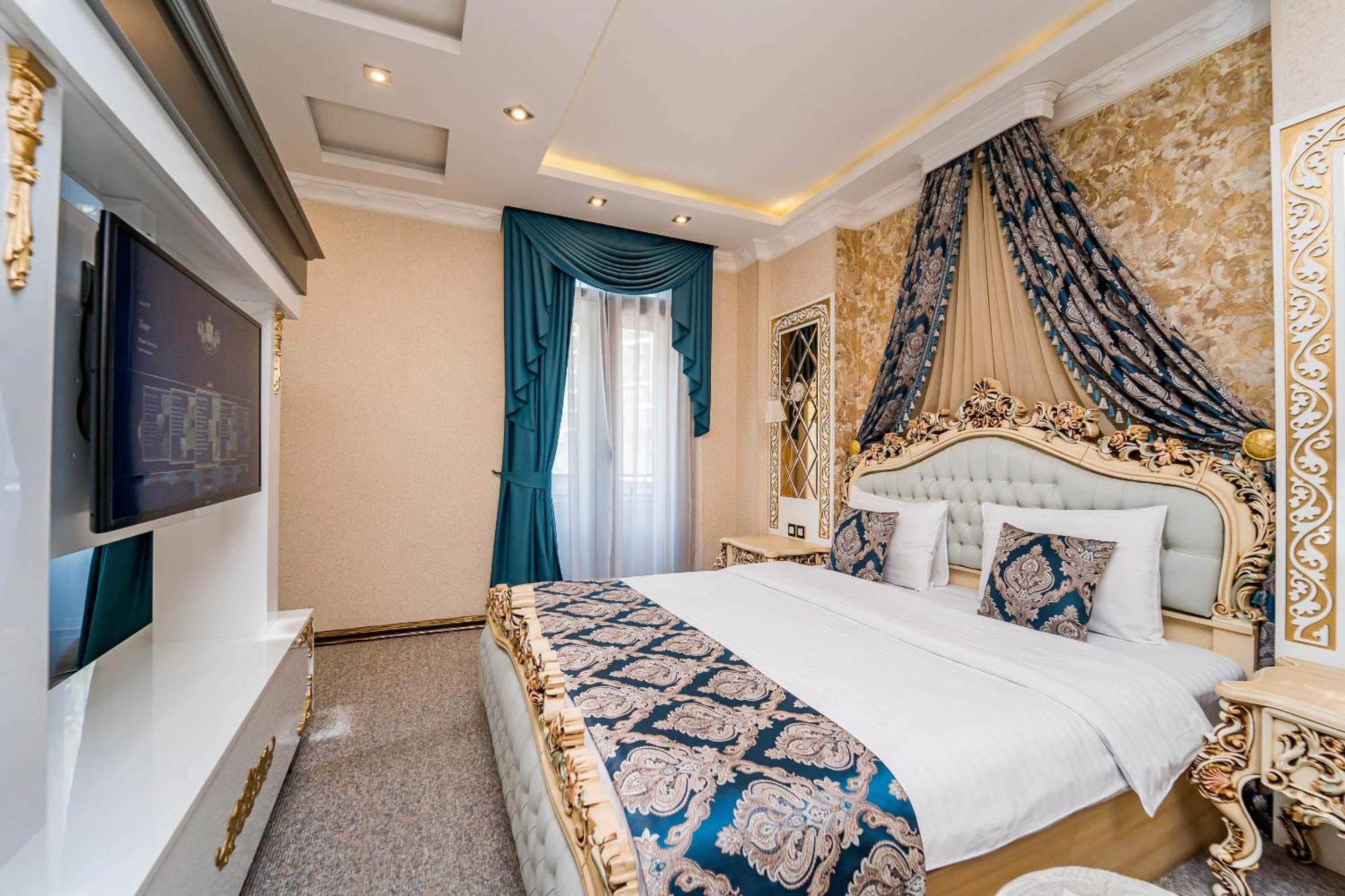 Hotel Aqua Freedom Tbilisi Esterno foto
