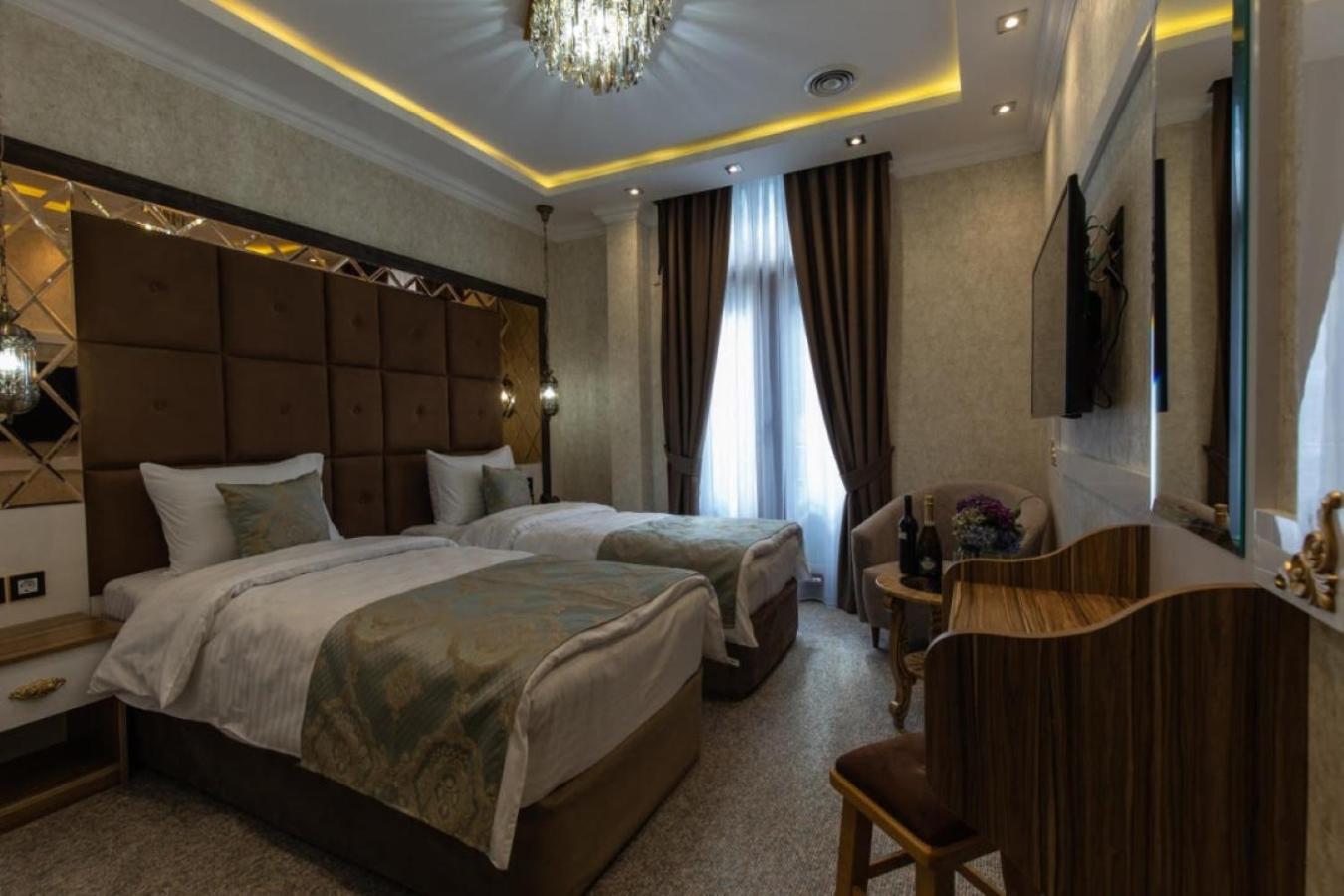 Hotel Aqua Freedom Tbilisi Esterno foto