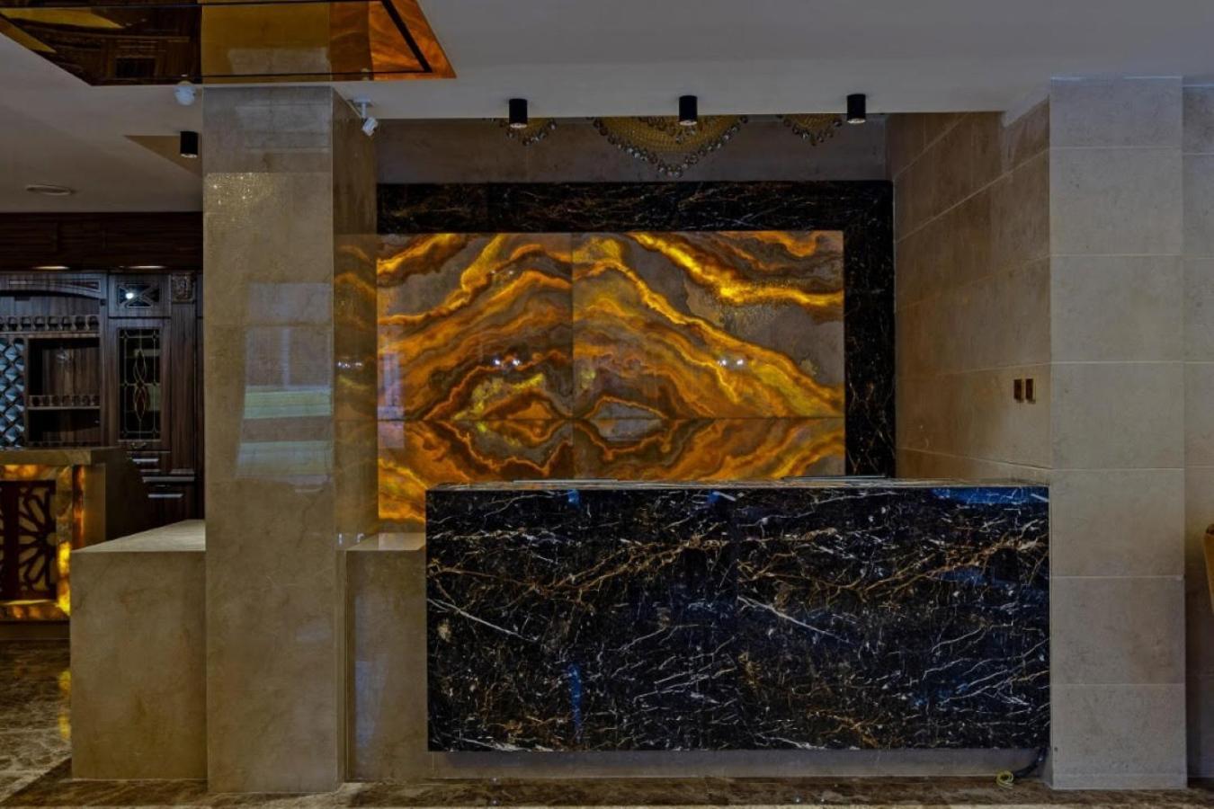 Hotel Aqua Freedom Tbilisi Esterno foto