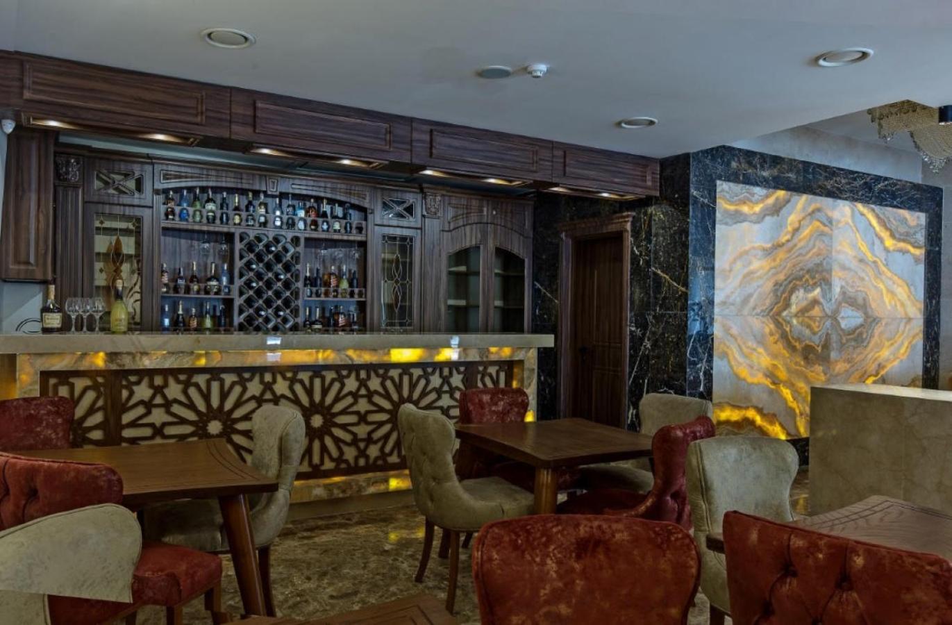 Hotel Aqua Freedom Tbilisi Esterno foto
