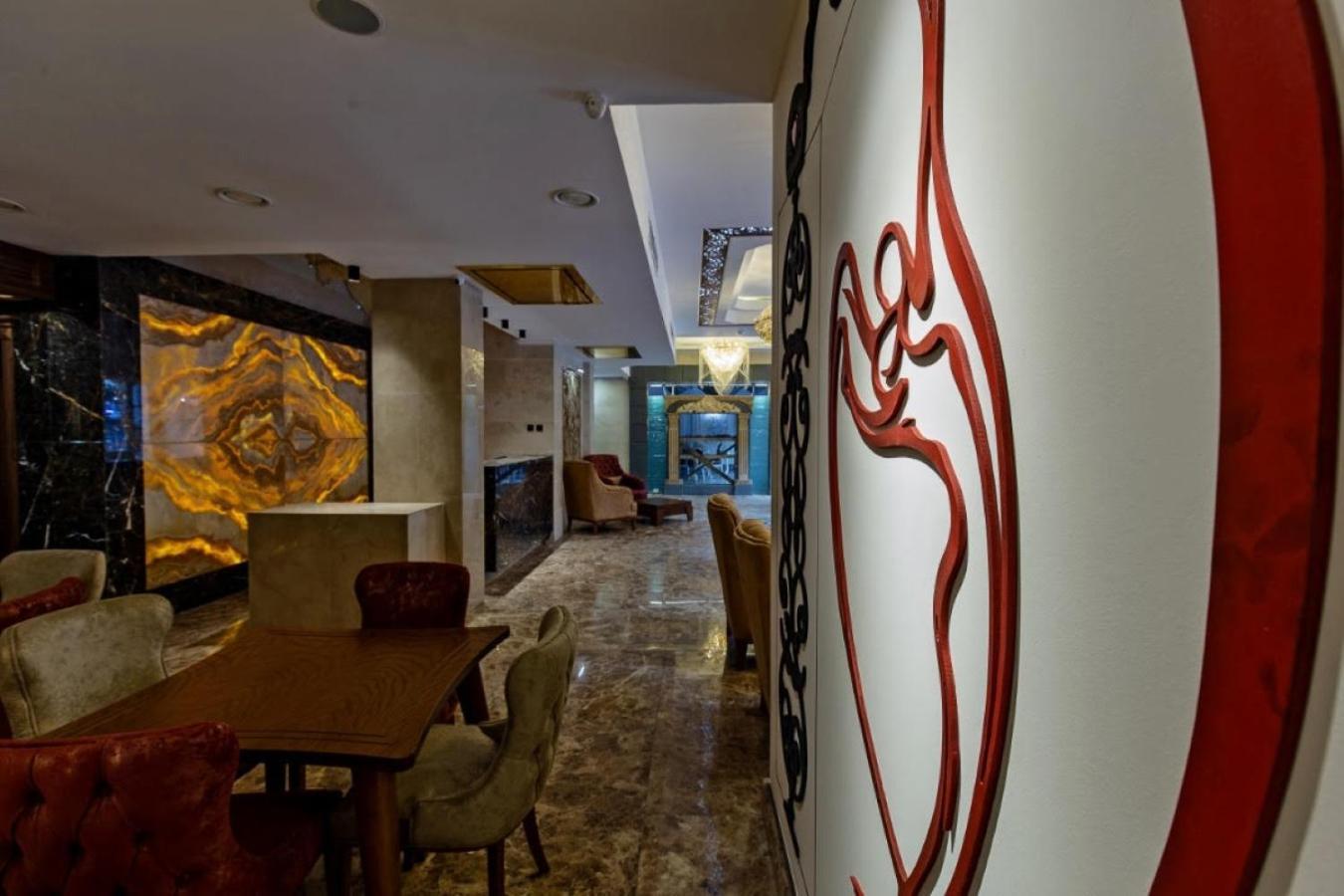 Hotel Aqua Freedom Tbilisi Esterno foto