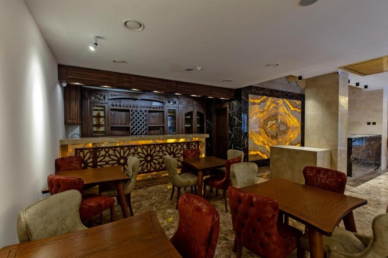 Hotel Aqua Freedom Tbilisi Esterno foto